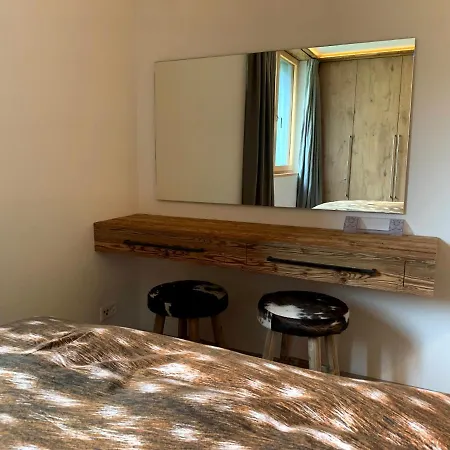 Ultra Luxurious 2-family On The Slopes In Arosa, Ch Apartman